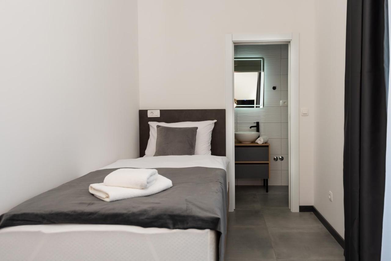 Kapov'S Rooms Kaštela Eksteriør billede